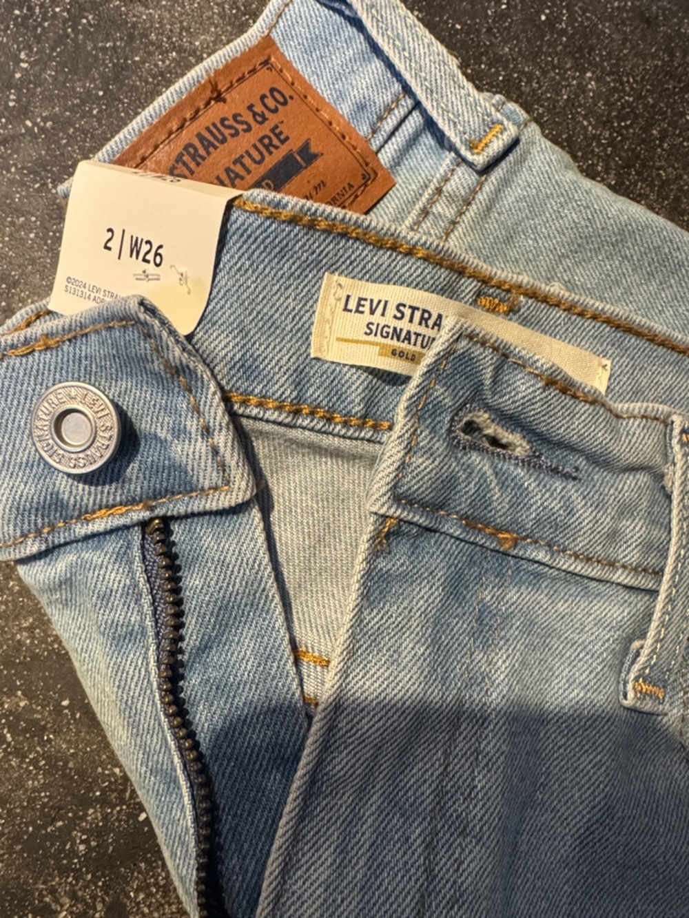 Levi's Light Blue Mid-Rise Denim Shorts with Patch Label